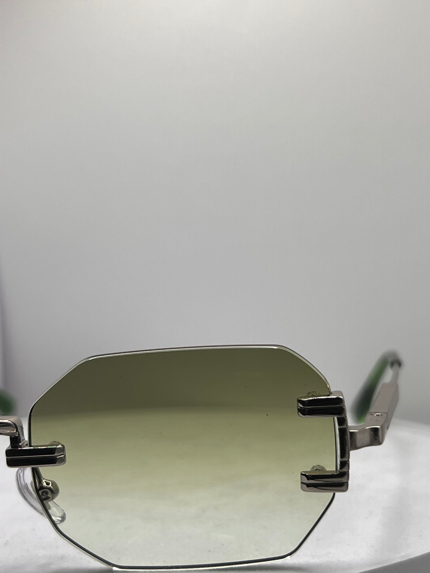 Montelier® RX25 Emerald Veil