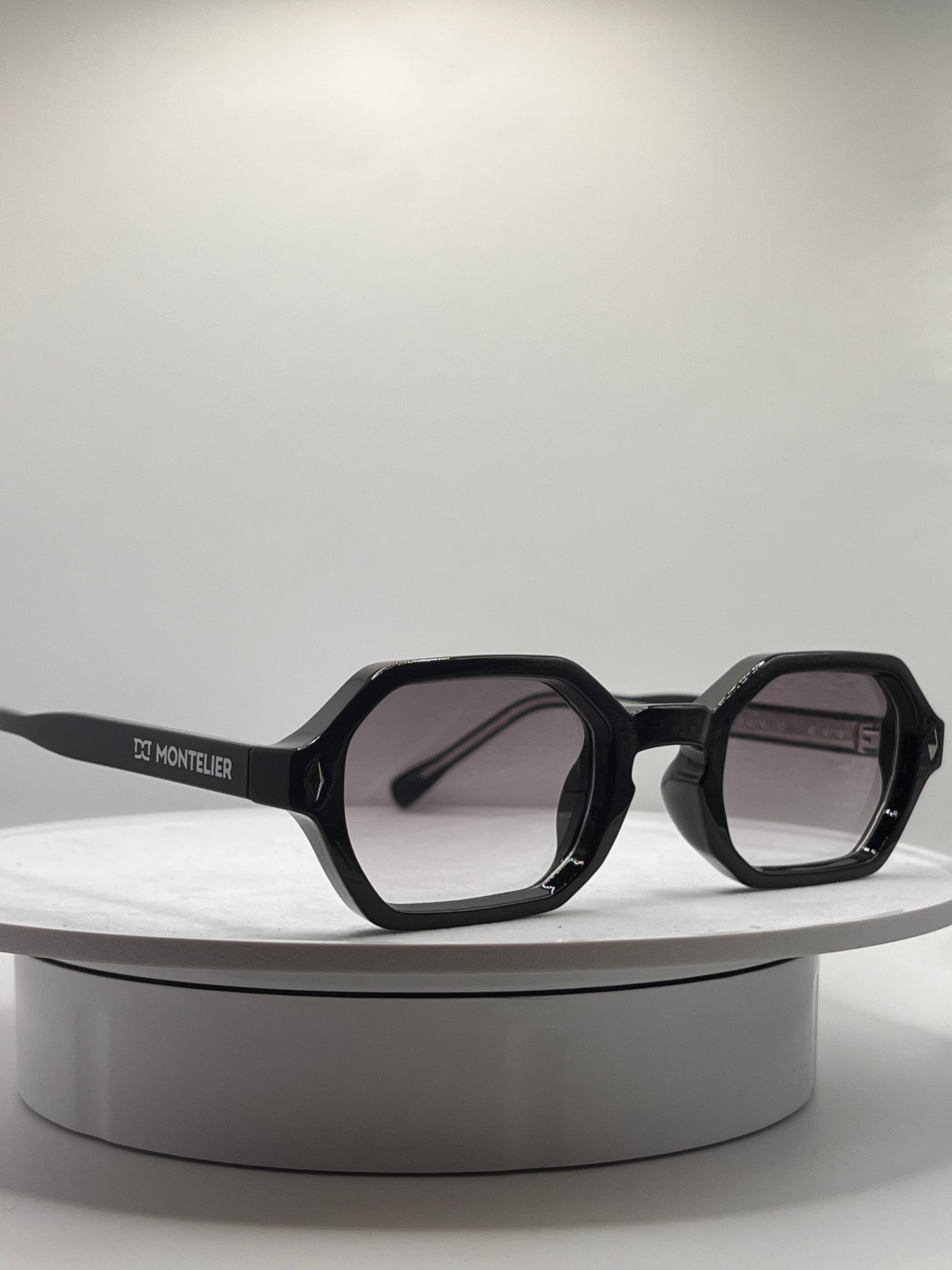 Montelier® LX20 VISIONARY GALACTIC ECLIPSE
